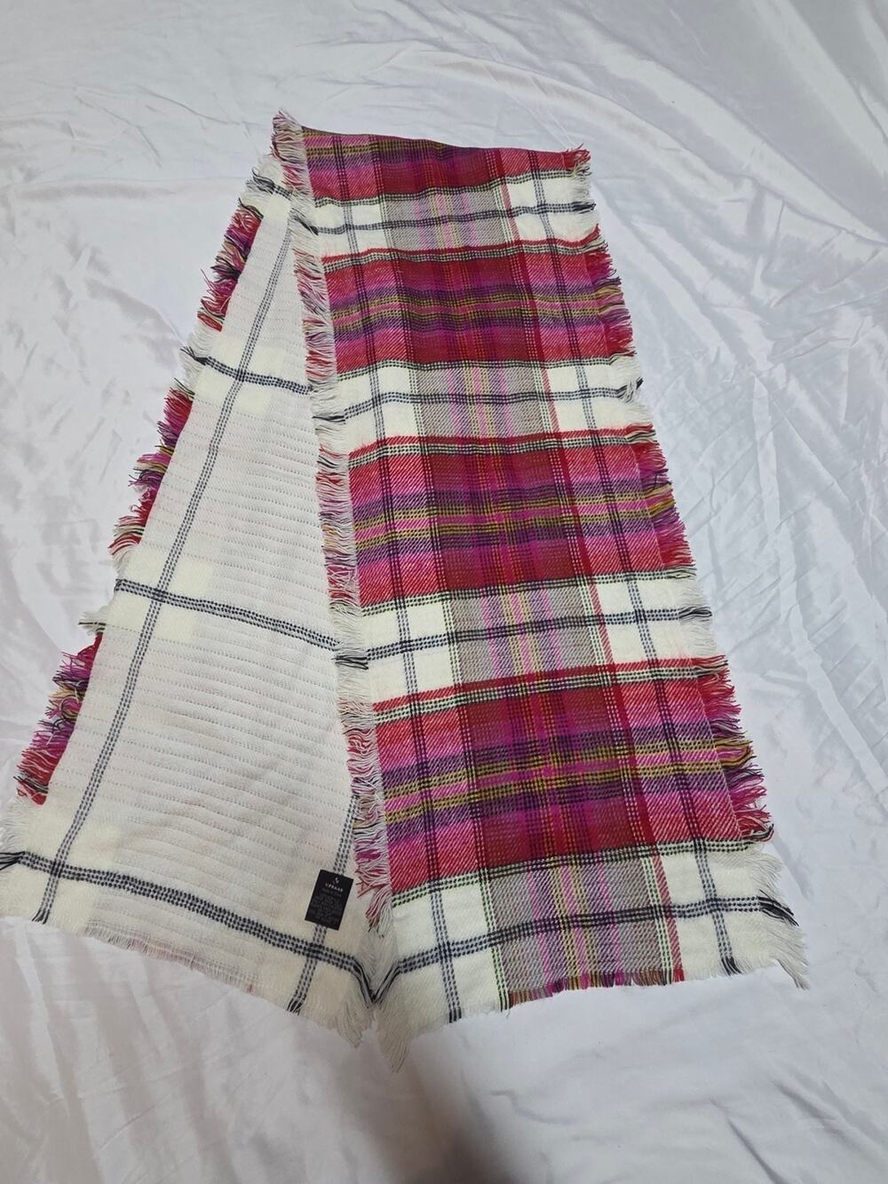 V. FRAAS Pink and Cream Plaid Fringed Scarf